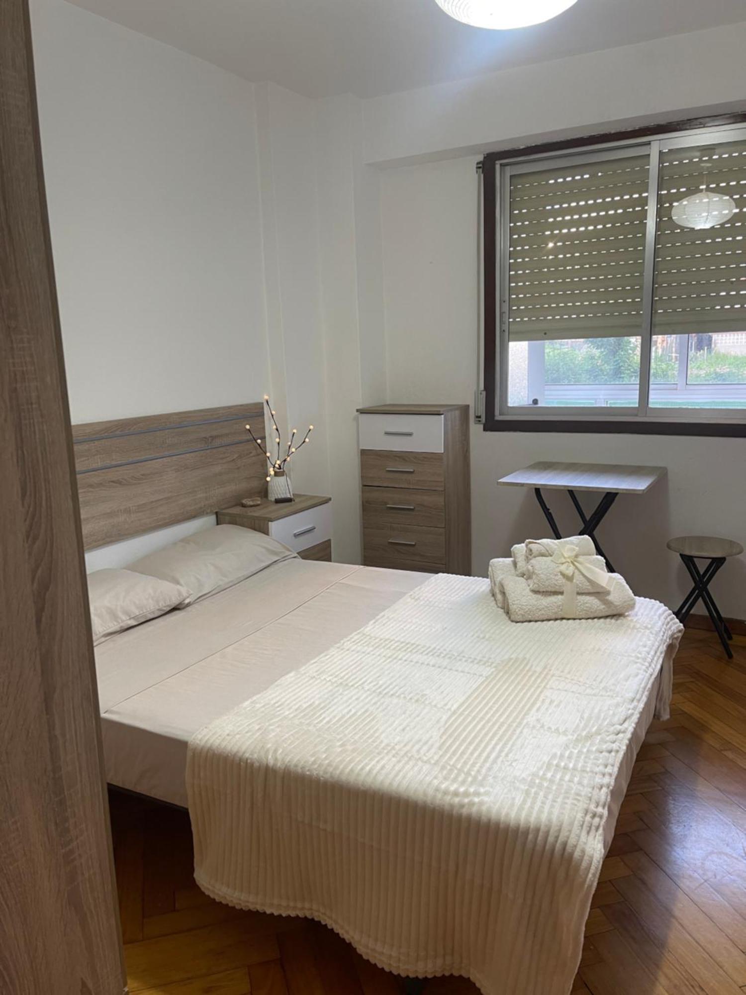 Disfruta De Exclusiva Habitacion Privada, A 5 Minutos De La Playa Виго Экстерьер фото